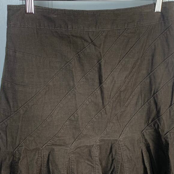 Harold’s Brown Corduroy Ruffled A-Line Bias Cut Knee Length Skirt Size 8 - Picture 3 of 7